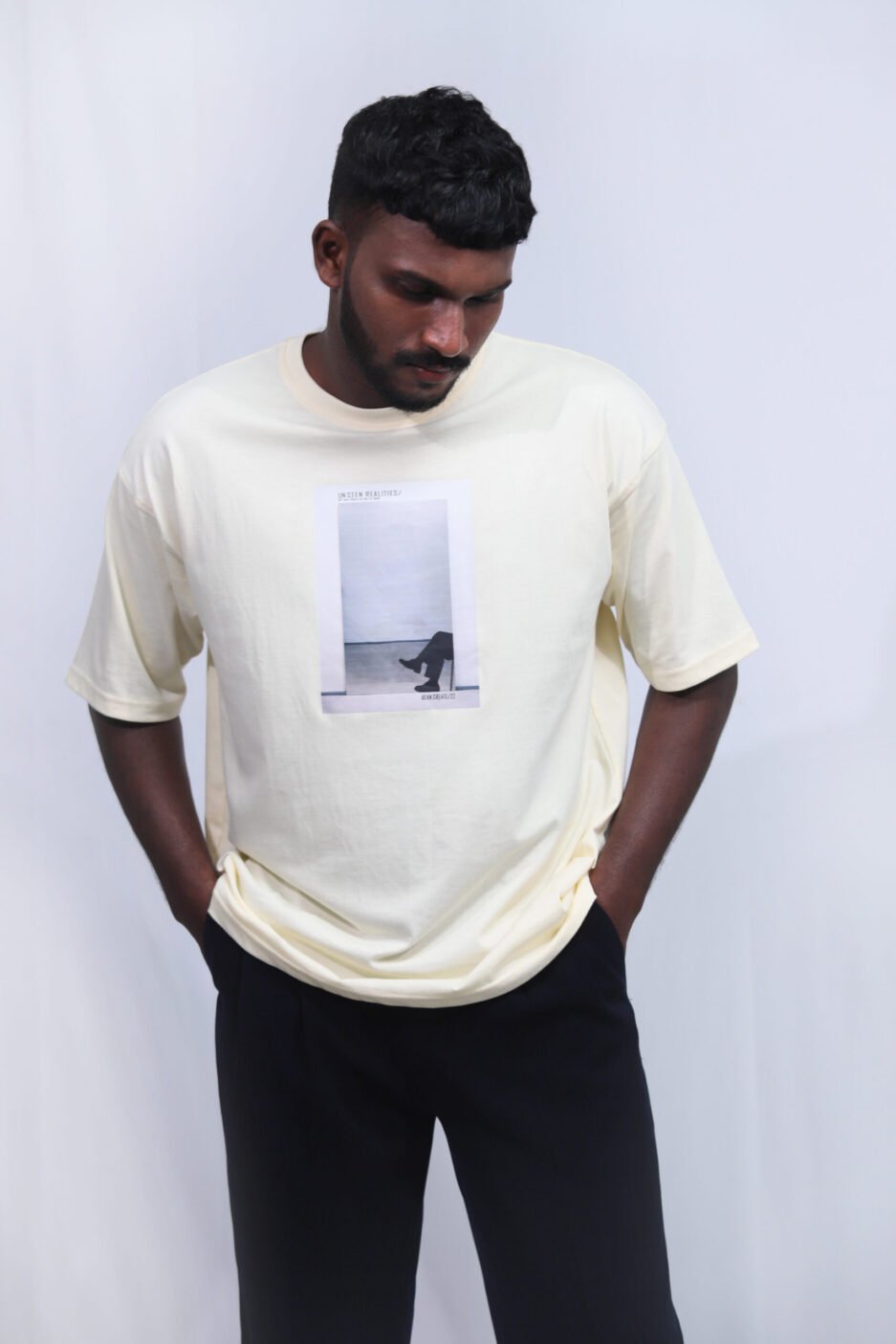 OVERSIZED T-SHIRT WITH MINIMAL PRINT - Image 2