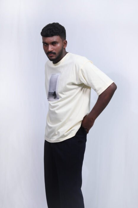 OVERSIZED T-SHIRT WITH MINIMAL PRINT