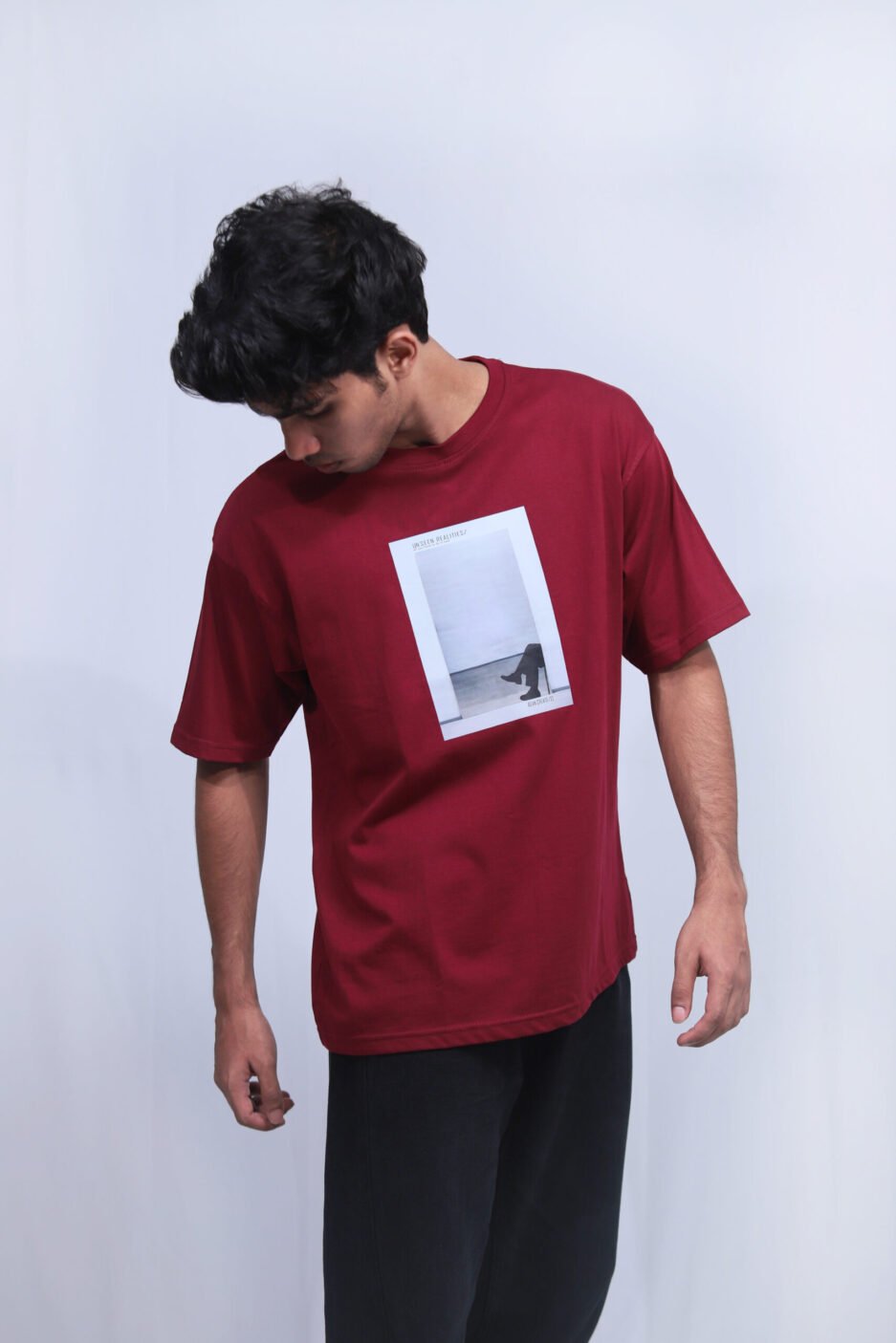 OVERSIZED T-SHIRT WITH MINIMAL PRINT - Image 4
