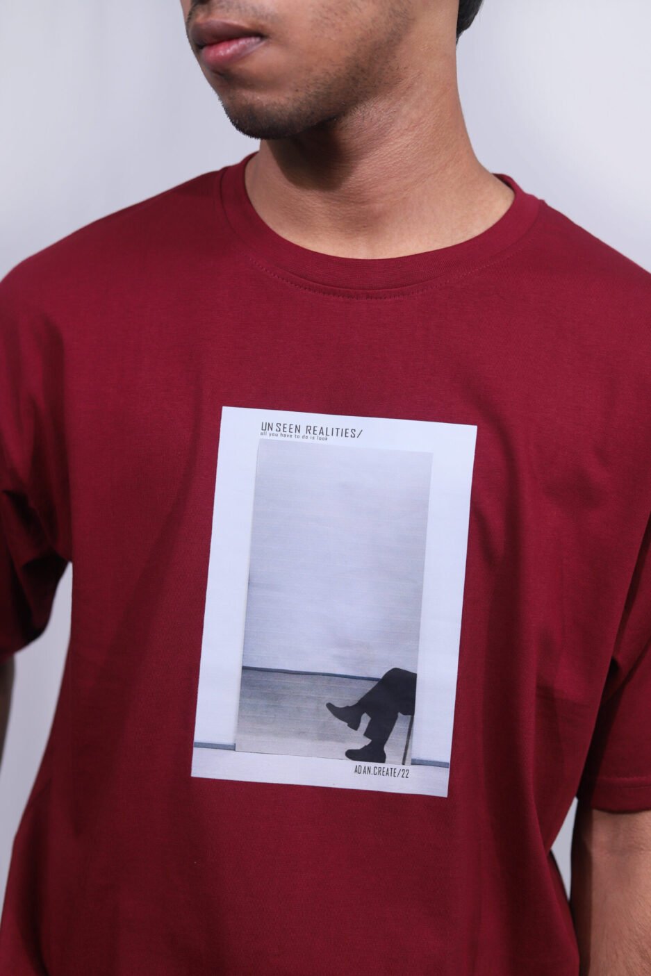 OVERSIZED T-SHIRT WITH MINIMAL PRINT - Image 5