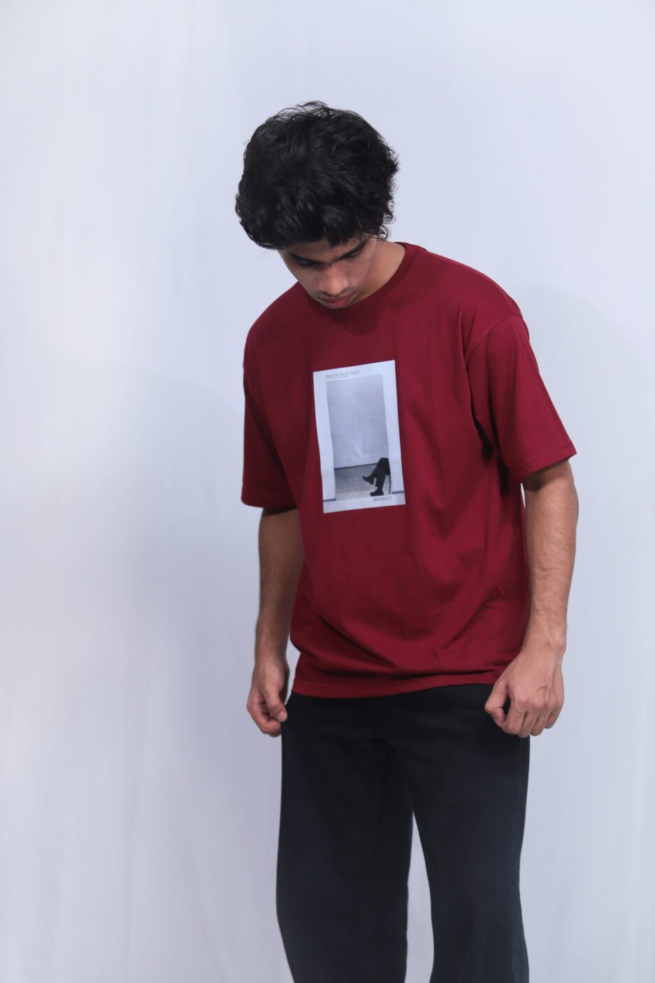 OVERSIZED T-SHIRT WITH MINIMAL PRINT - Image 2